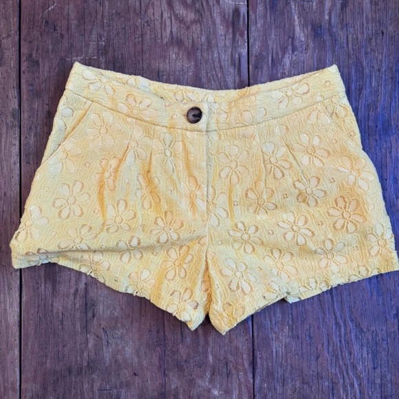 Ally B Yellow Lace Shorts Girls Size 12 - Picture 1 of 3